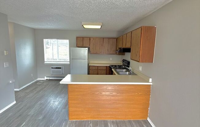 1 bed, 1 bath, 447 sqft, $850, Unit Unit G