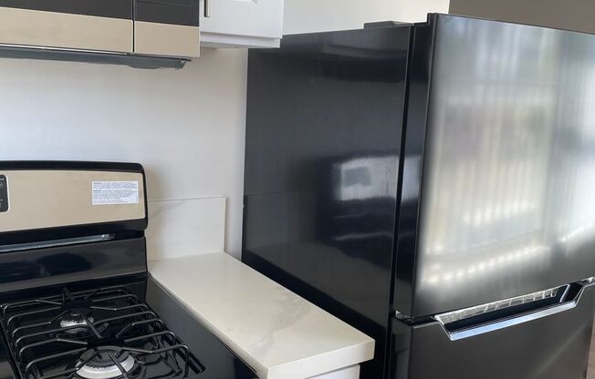 1 bed, 1 bath, 600 sqft, $1,775, Unit 13 1/2