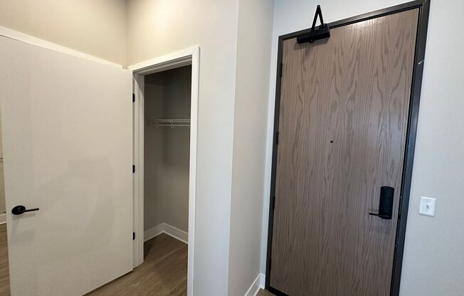 2 beds, 2 baths, 1,170 sqft, $2,450, Unit 214