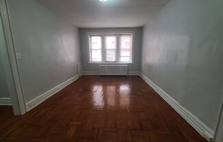61 S Munn Ave