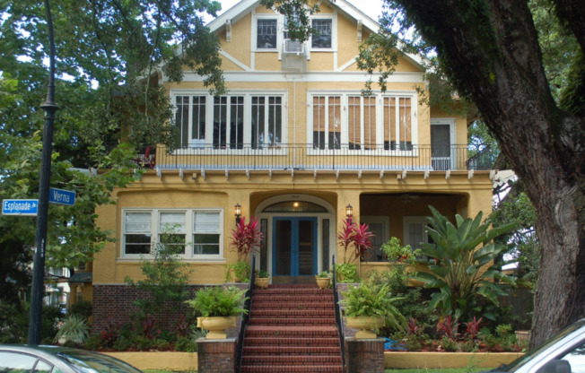 3343 Esplanade Avenue