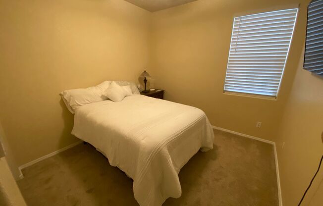 3 beds, 2 baths, 1,874 sqft, $2,200, Unit 209 Landing Trail NE