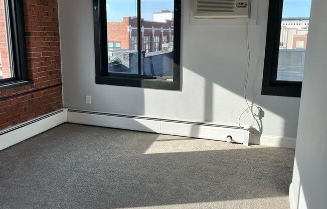 1 bed, 1 bath, 626 sqft, $1,995, Unit 45-530