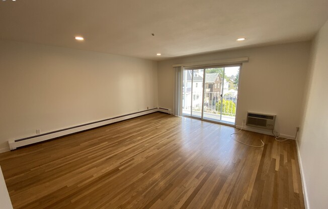 6 GILSON RD