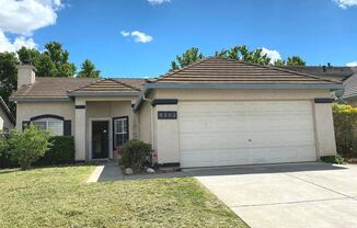 Charming single story 3 bedroom 2 bath home,Huge living room,2 Cars Parking(8202 Oakbriar Cir)