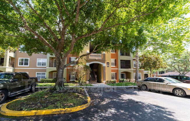 725 Crest Pines Dr #412