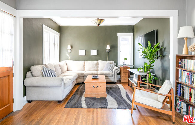 736 Marco Pl