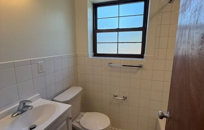 Studio, 1 bath, 487 sqft, $1,300, Unit Fifth 308