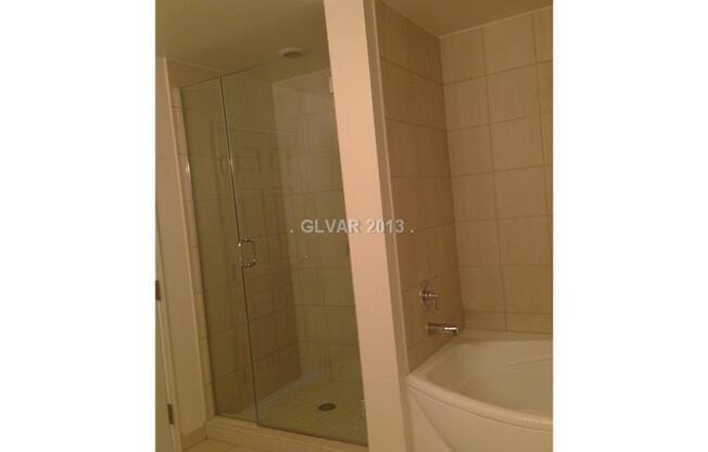 2 beds, 2 baths, $2,400, Unit Unit 3005