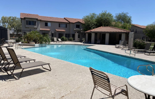 3 Bedroom + 2.5 Bathroom + 1 Covered Parking Space + Community Pool Townhome in Chandler!