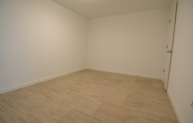 2 beds, 1 bath, 962 sqft, $4,765, Unit 322