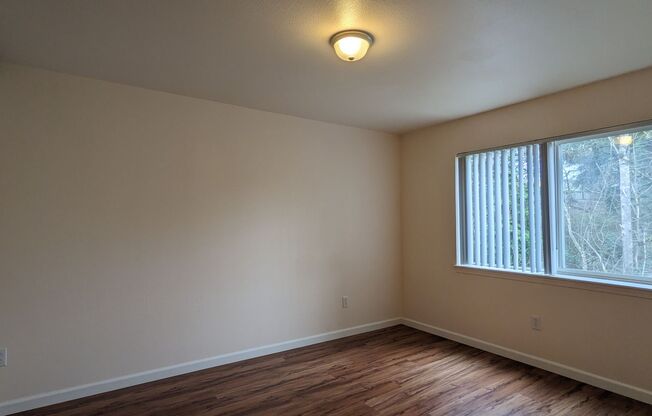 2 beds, 1 bath, 750 sqft, $1,425, Unit 26