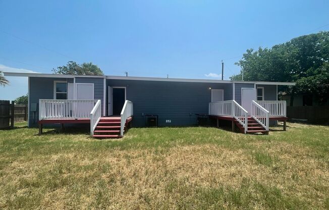 ALL BILLS PAID!!! NICE 2 BEDROOM 1 BATH / CIBOLO, TEXAS
