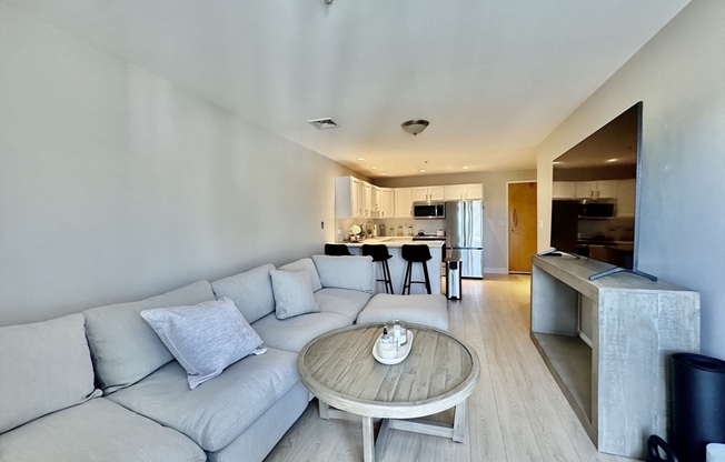 25 ALPINE ST