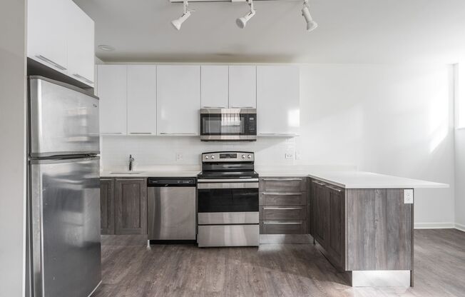 1 bed, 1 bath, $1,795, Unit 102