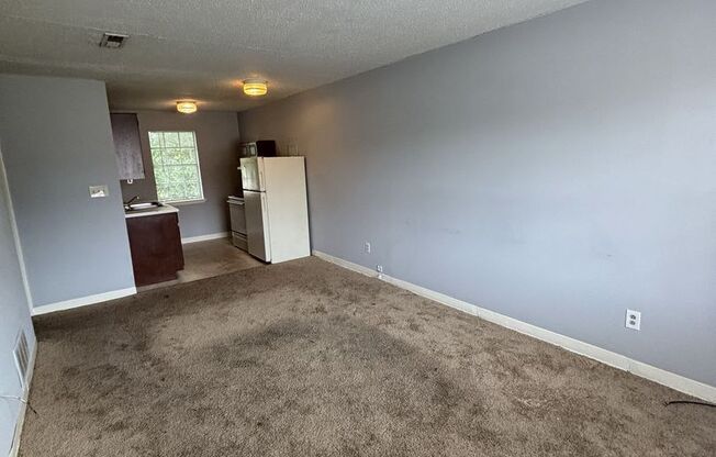 837 Graymont Ave W