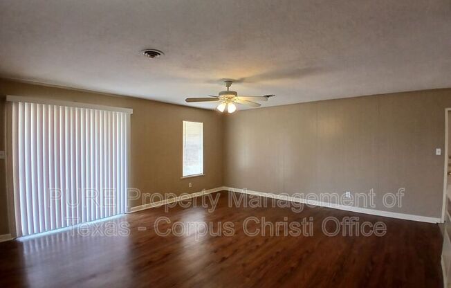 10745 KINGWOOD DR