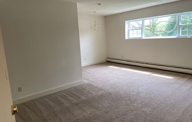 2 beds, 1 bath, 900 sqft, $1,425, Unit 116