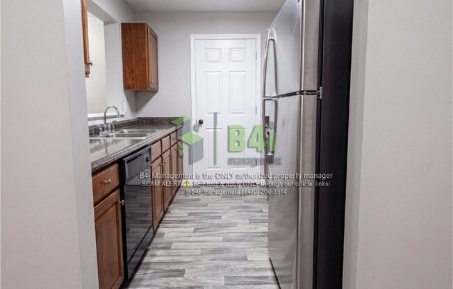 5201 FAIRINGTON CLUB DR