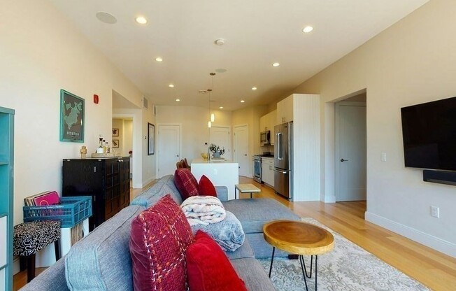 488 DORCHESTER AVE