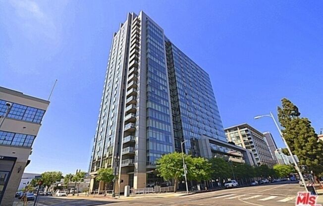1 bed, 1 bath, 920 sqft, $2,800, Unit 1309