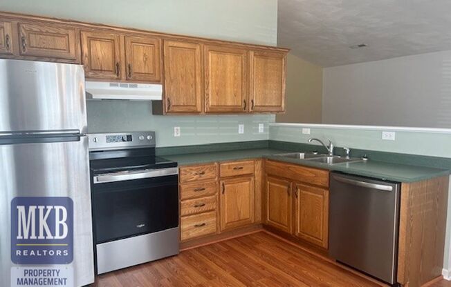 2 beds, 1 bath, $1,200