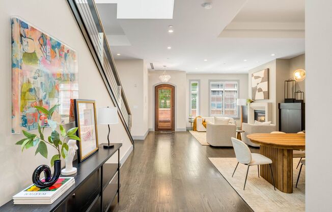 LUX 2BD, 2.5BA Brownstone in Cherry Creek North