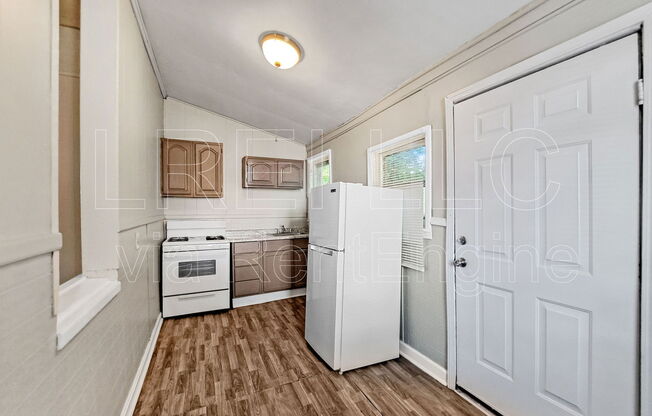 1709 W. Gaulbert Ave.