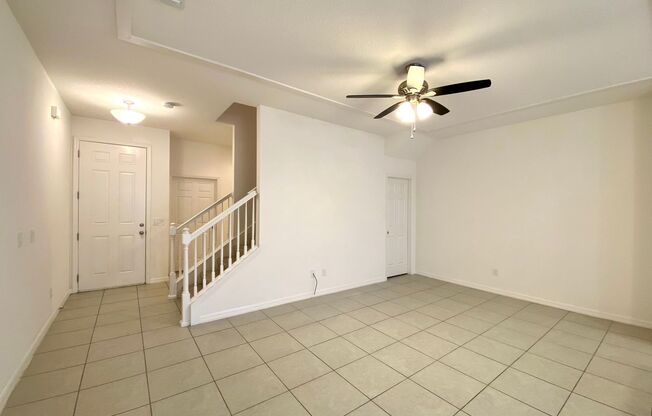 3BD/2.5BA Town Home in Goldenrod Reserve In Orlando - Priced To Rent!