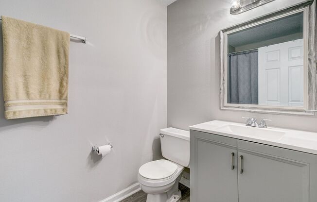 2 beds, 2 baths, 1,000 sqft, $1,050, Unit C21