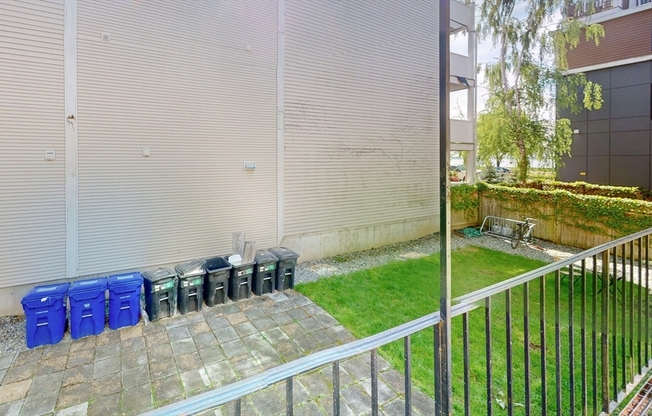 4 beds, 1 bath, 1,200 sqft, $4,400, Unit 1