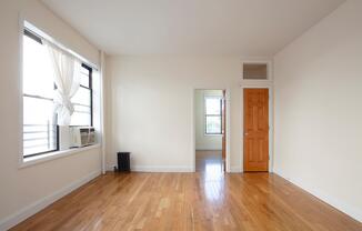 2 beds, 1 bath, $4,350, Unit 2R