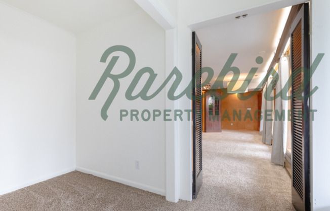 3 beds, 1 bath, 1,260 sqft, $1,995, Unit 4215 N Winchell