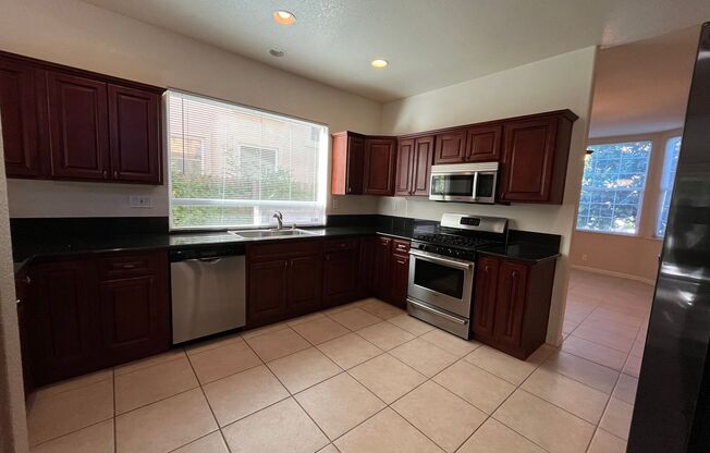 3 beds, 2.5 baths, $2,595