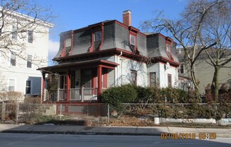 42 PUTNAM AVE