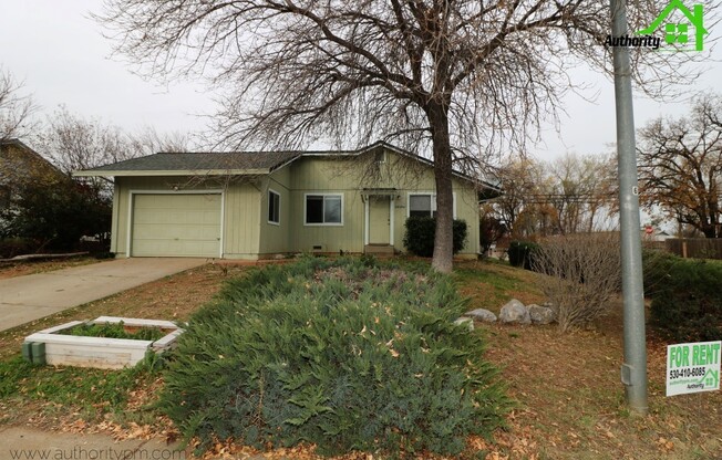 20594 Cinabar - Located in Downtown Cottonwood | Dog/Cats are considered with an additional $50/month each!