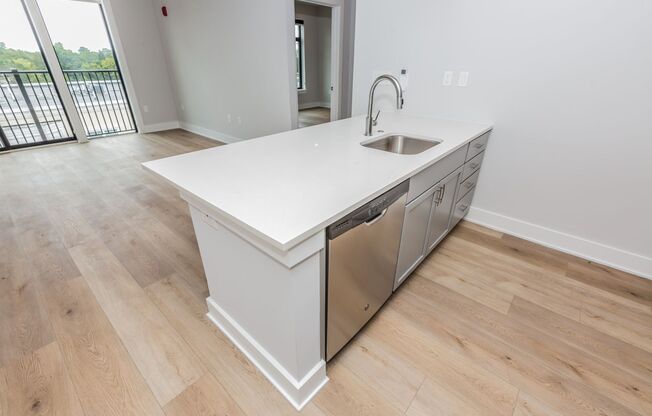 1 bed, 1 bath, 874 sqft, $2,900, Unit Apt # 212