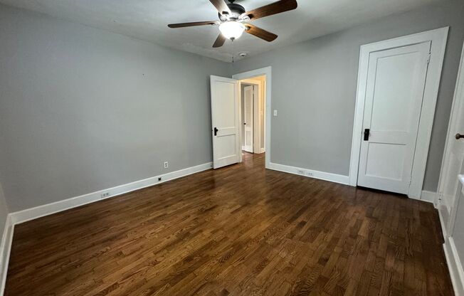 2 beds, 1 bath, $1,495