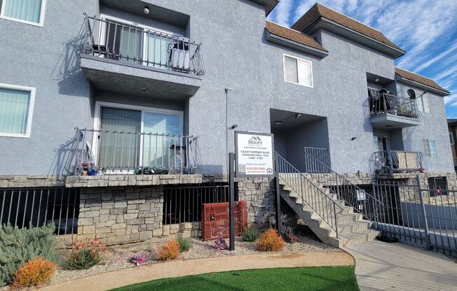 13347 VICTORY BLVD.