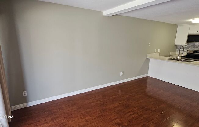 LINDA VISTA / SAN DIEGO - West Pines Nice 2 Bedroom / 2 Bath Condo.  AVAILABLE NOW!