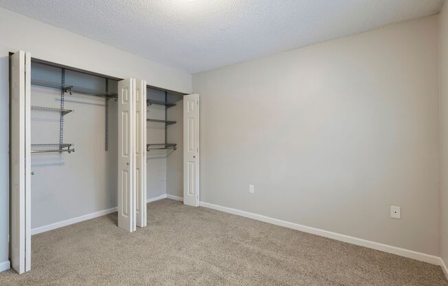 3 beds, 1 bath, 1,100 sqft, $1,895, Unit 145507R