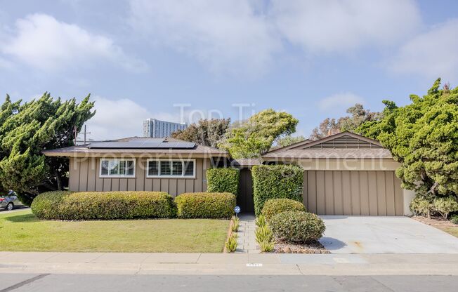 Charming Mid-Century Home | 4BR, 3BA | 2,424 Sq Ft | 8,400 Sq Ft Lot | Prime La Jolla Location