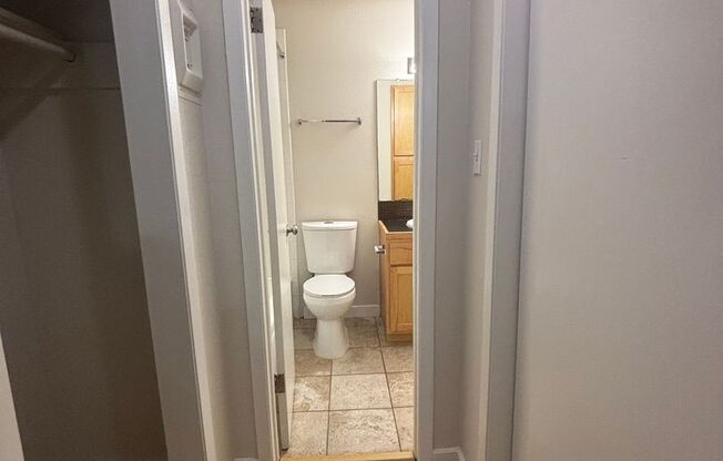 1 bed, 1 bath, 720 sqft, $1,229, Unit BOU-211