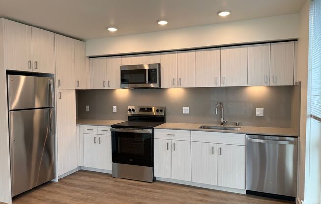 Metro 5000 Apartments | Furnished Student Housing in Seattle U-District Near University of Washington