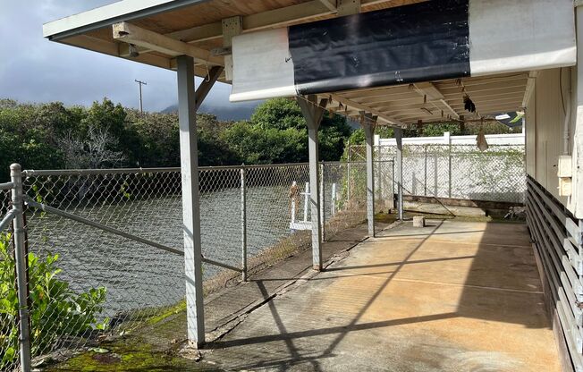 Wonderful Kaneohe 3 bedrooms, 1.5 bath House with Carport - Avail now!