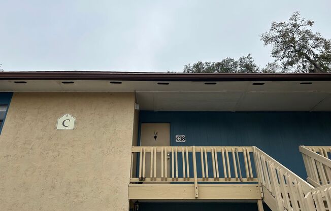 2 beds, 1 bath, $1,200, Unit Unit C-18