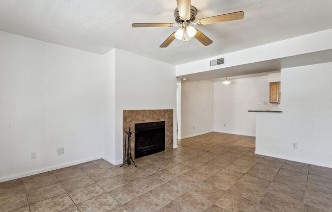 2 beds, 2 baths, $1,395, Unit #1043