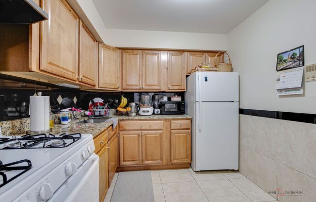 1 bed, 1 bath, 746 sqft, $1,395, Unit 204