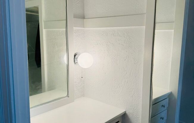 Studio, 1 bath, 420 sqft, $1,635, Unit 410