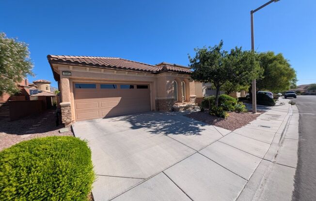 1045 AMBROSIA DR